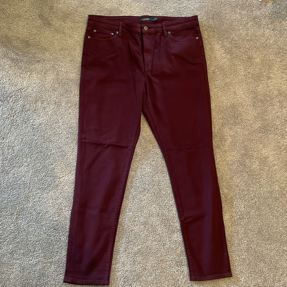 Women’s Ralph Lauren maroon denim skinny jeans.